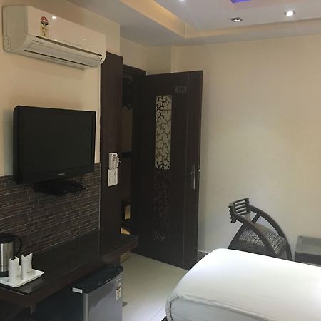 Hotel High 5 Land Delhi  Exterior foto